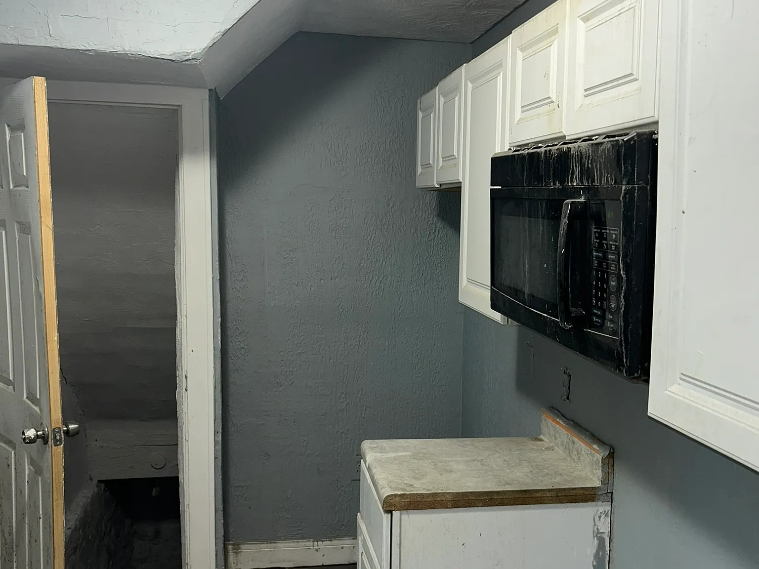 4 bed, 760 sqft, $980 — Photo 2