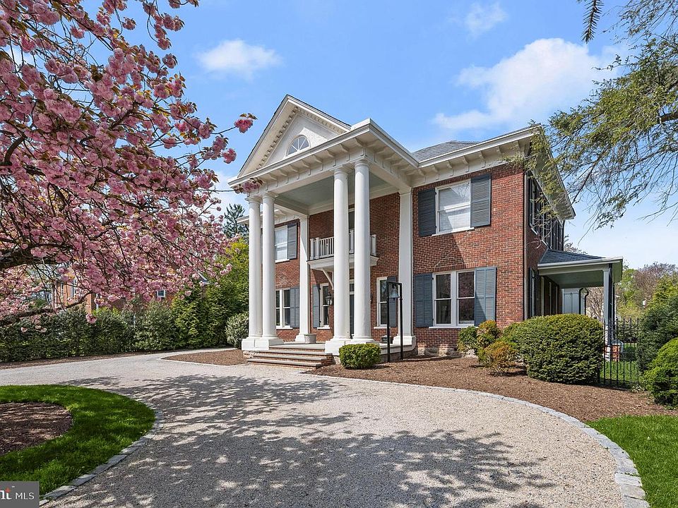 1st image of 4209 Bradley Ln