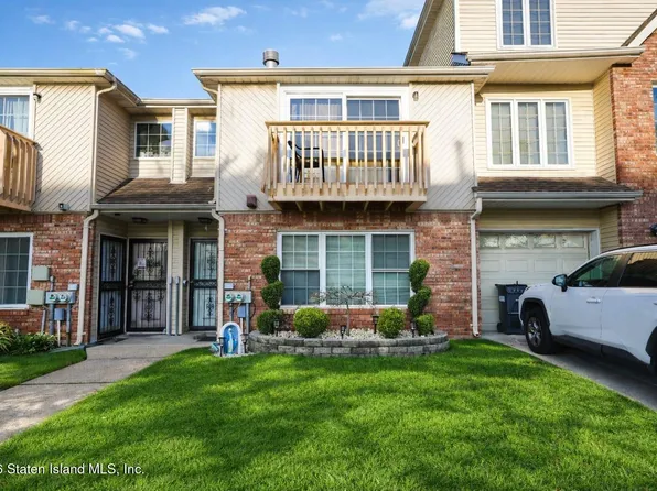 254 Bruckner Ave #A, Staten Island, NY 10303