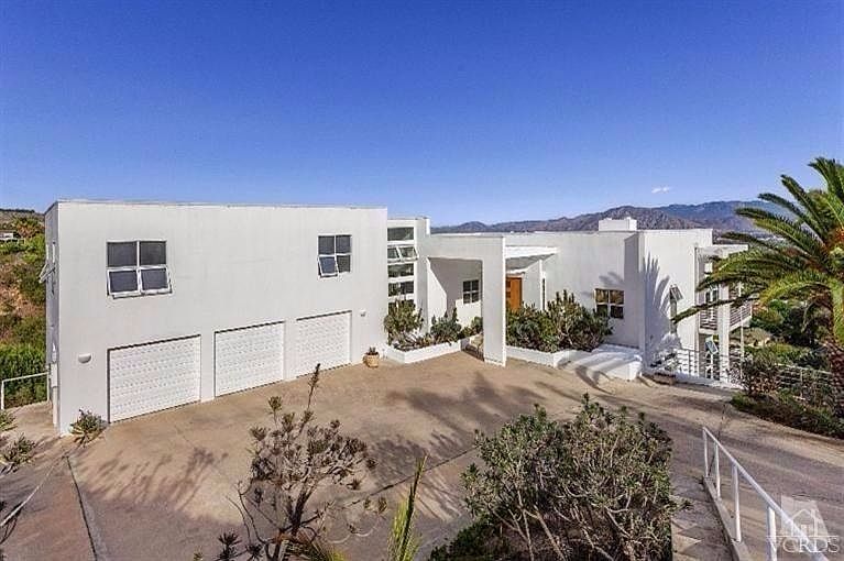 For Sale: 98 Santa Cruz Way, Camarillo, CA 93010