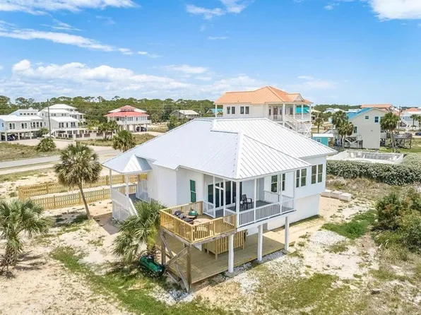 756 Gulf Beach Dr, Eastpoint, FL 32328