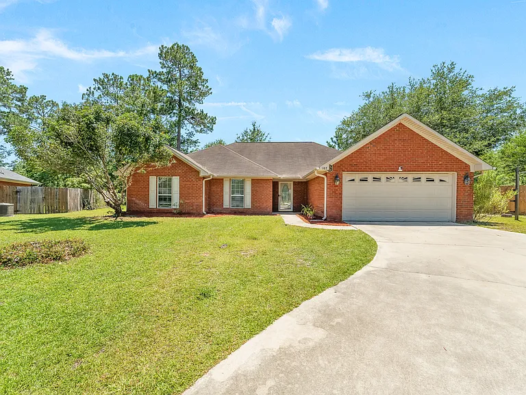 107 Shallowford Cir — Photo 1