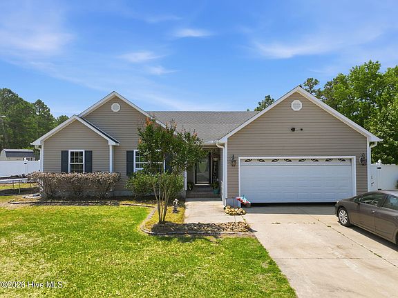 3rd image of 158 Quinn Hill Road