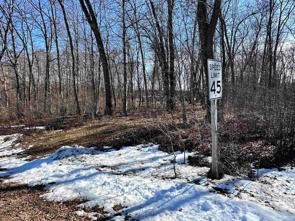 E9153 Oak Hill Rd, Wisconsin Dells, WI 53965