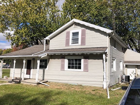 2nd image of 215 Union St
