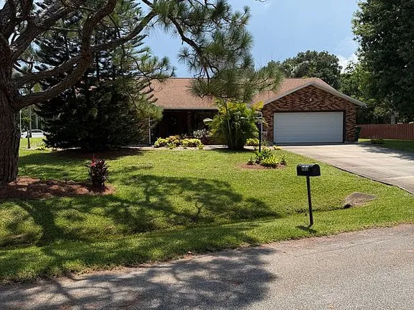 601 Strait Ave, Sebastian, FL 32958