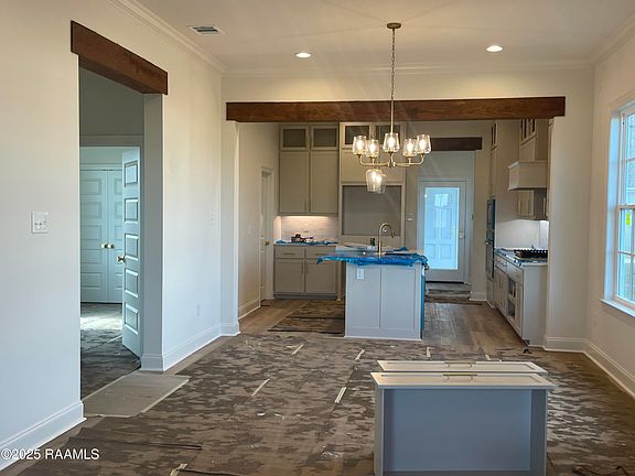 3rd image of 502 Oceans Blvd