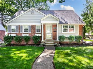4237 Wakefield Rd, Berkley, MI 48072