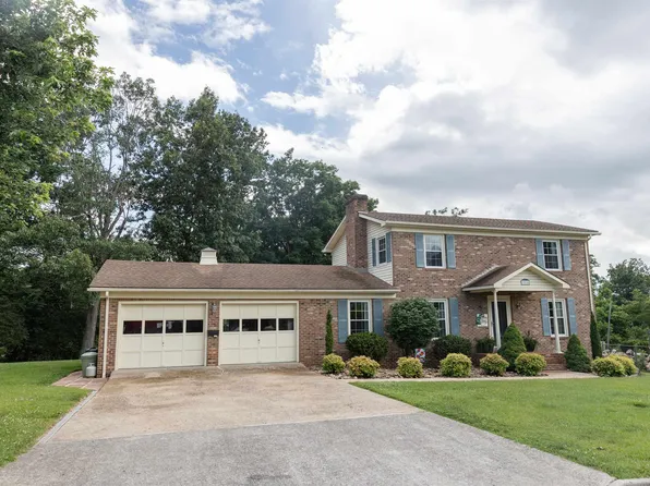 1014 E 22nd St, Buena Vista, VA 24416
