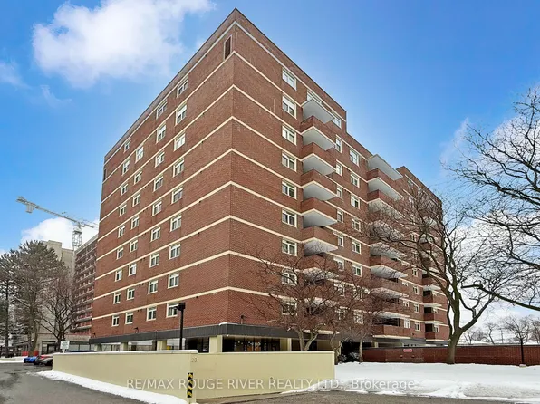 40 Chichester Pl #203, Toronto, ON M1T 3R6