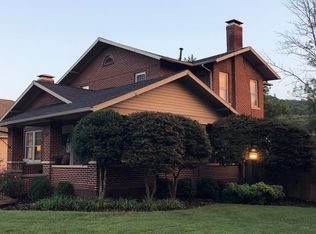 246 N Arnold Ave, Prestonsburg, KY 41653
