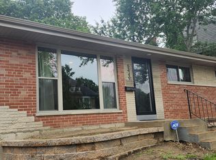 5449 Maple Ave, Saint Louis, MO 63112