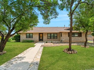 711 W Silver Sands Dr, San Antonio, TX 78216