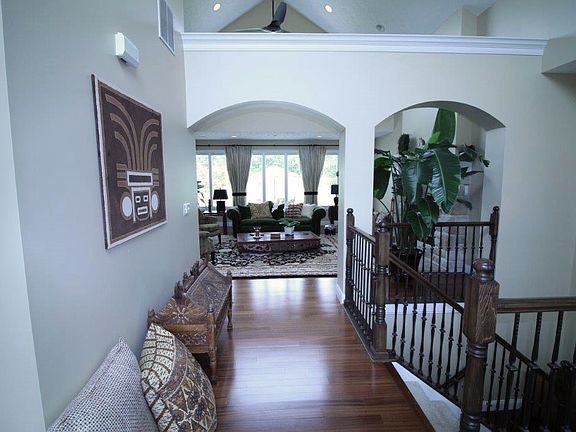 5th image of 721 Wexford Ct