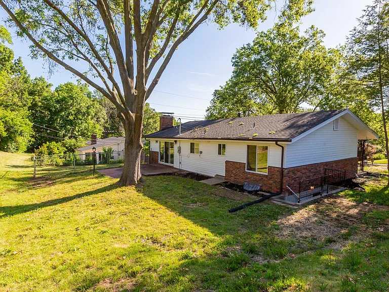 74 Morwood Ln — Photo 33