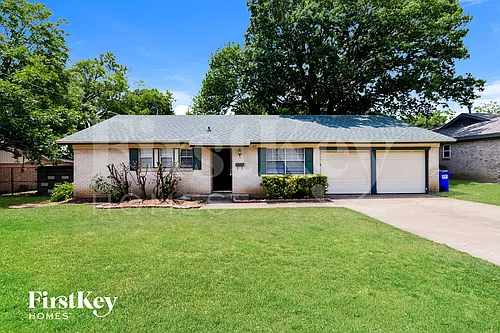 612 Mesa Dr Photo 1