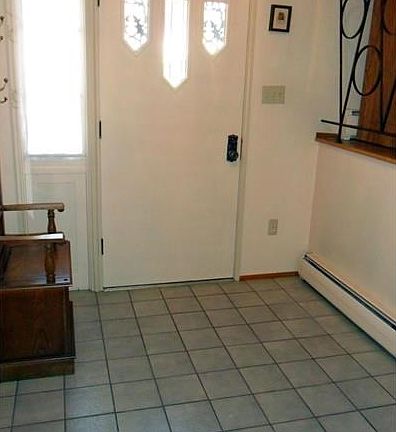 247 McKenzie Drive has a gracious 8'x7' ceramic tile entry.