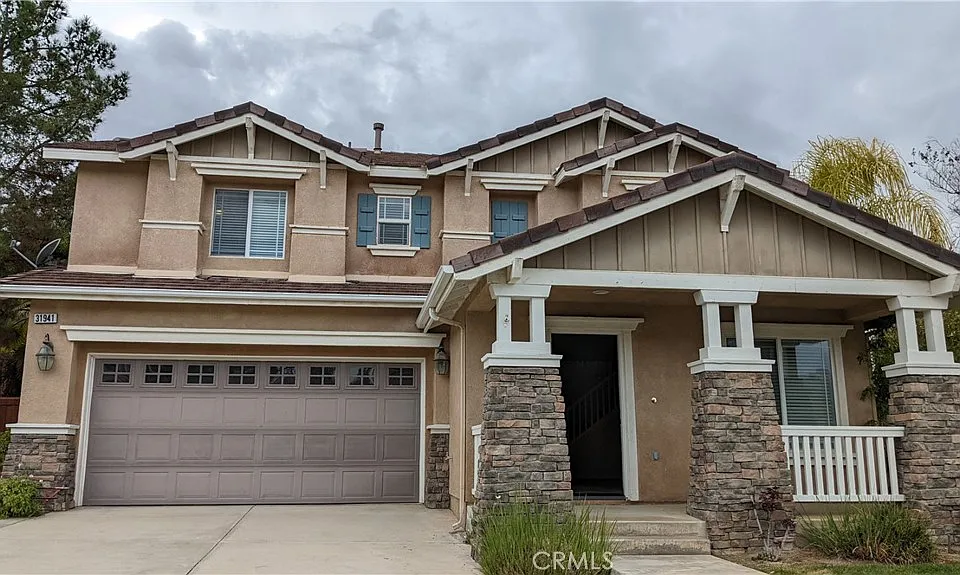 31941 Honeysuckle Ct