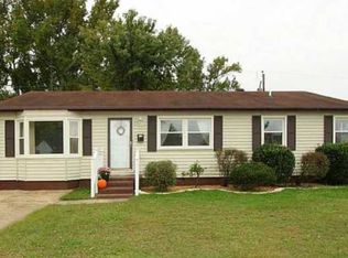 1404 Antoinette Cir, Hampton, VA 23663