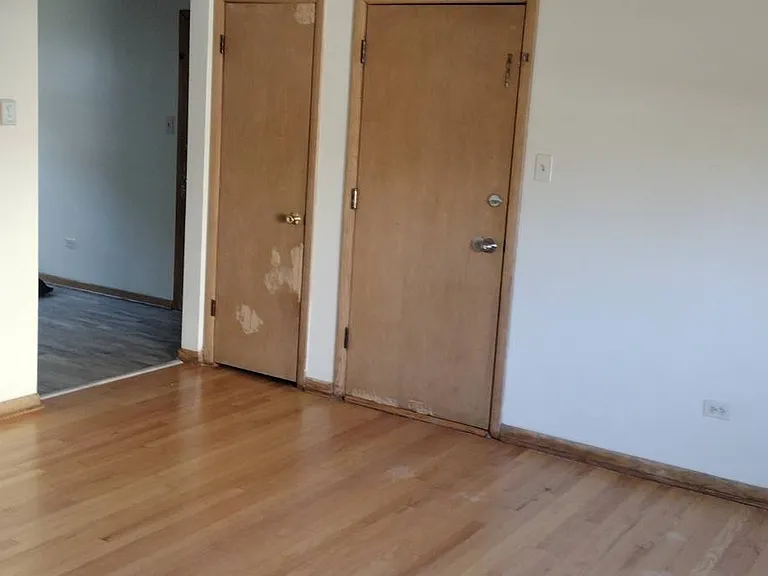 10126 S Pulaski Rd #2E — Photo 6