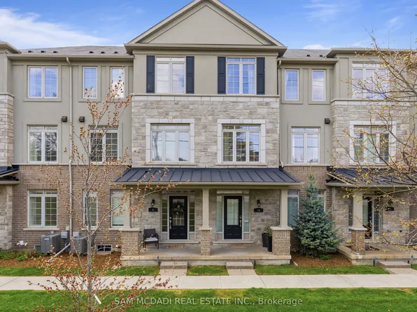 215 Dundas St E #9, Waterdown, ON L8B 0X2