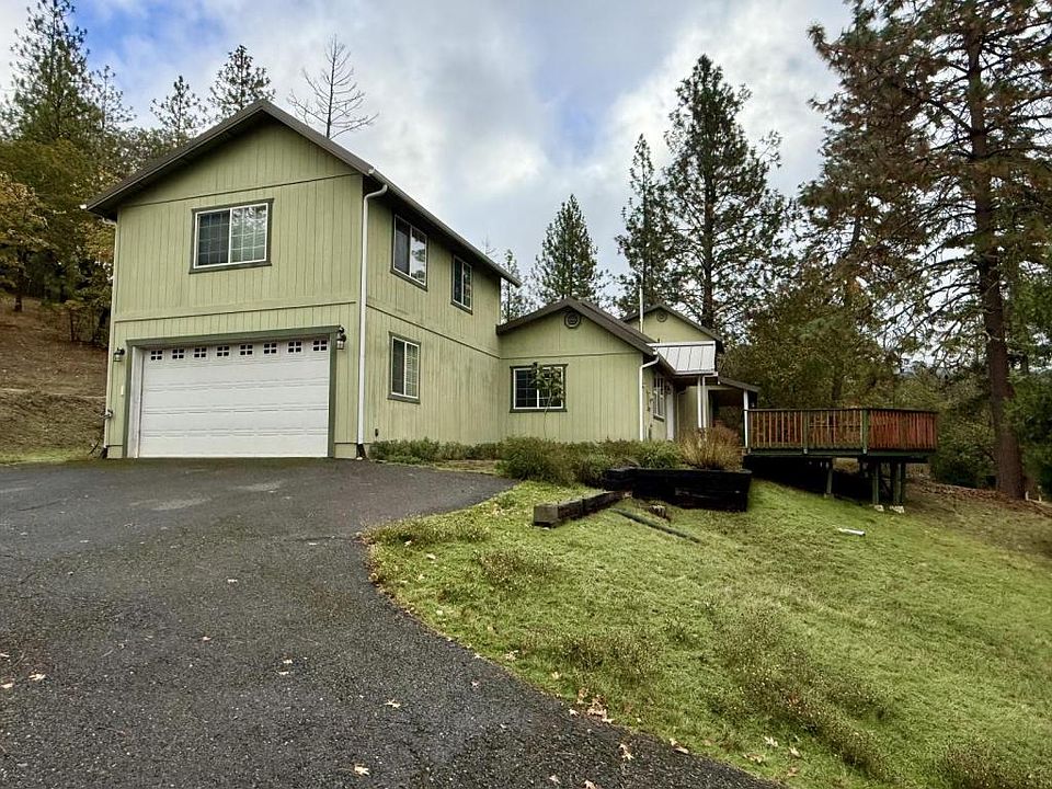 1st image of 300 Colonial Dr