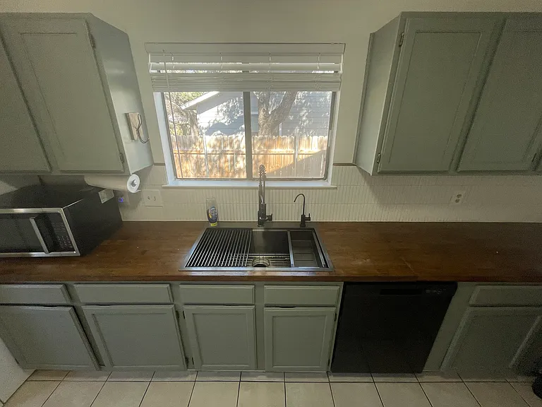 523A Luther Dr #A — Photo 29