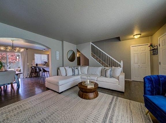 5th image of 7448 Prythania Park Dr