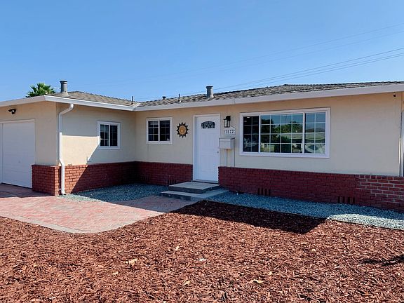 2nd image of 2572 Amethyst Dr