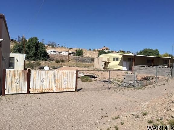 5th image of 5827 Harris Dr