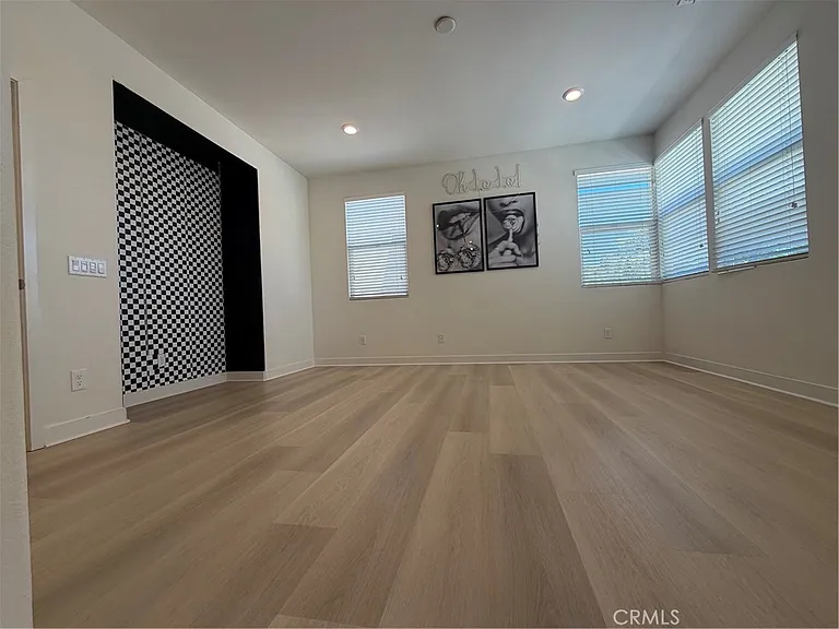 802 Beacon — Photo 21