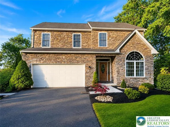 2123 Lincoln Ave, Whitehall, PA 18052
