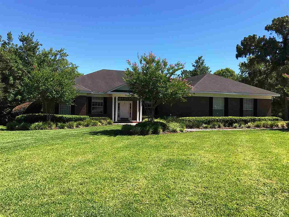1st image of 6605 Camelot Ct