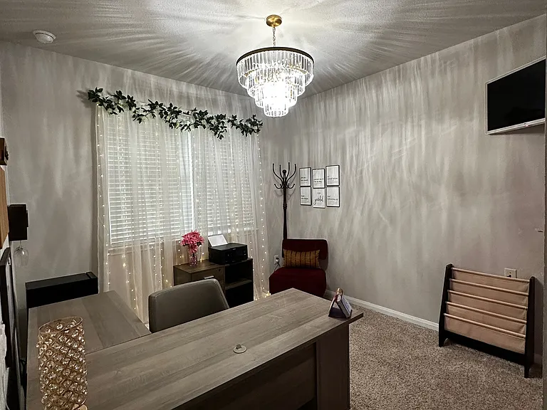 708 Quarton Dr — Photo 14