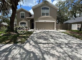 2404 Needham Dr, Valrico, FL 33596