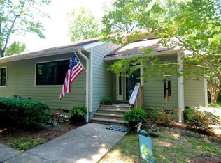 402 Crooked Creek Rd UNIT 402, Wilmington, NC 28409