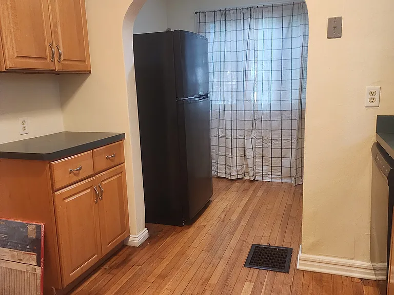 6171 Kingsley Dr — Photo 11