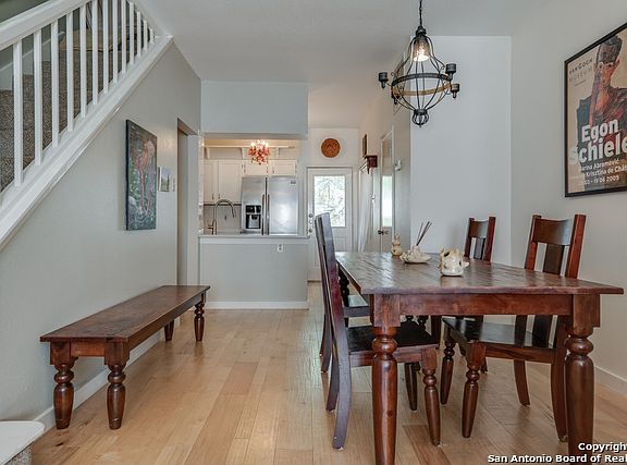 4th image of 12278 Apricot Dr