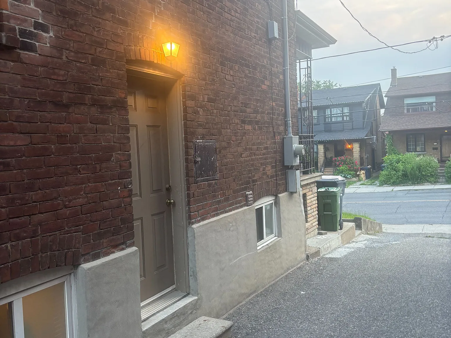 2 bed, $1,975 — Photo 2