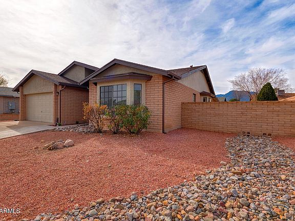 3rd image of 3370 Thunderbird Drive
