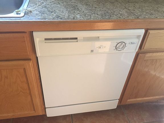 4th image of 708 Teichelkamp Dr