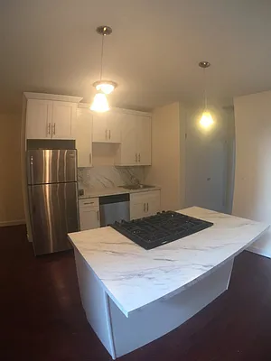 Rented by Bohemia Realty Group | media 20