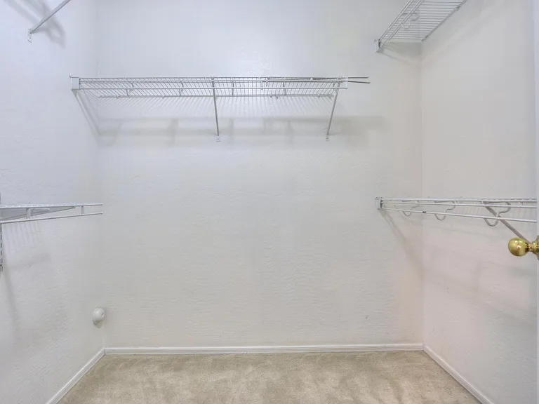 1734 E San Xavier Dr — Photo 18