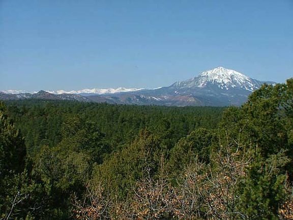 3rd image of 139 Fishers Peak