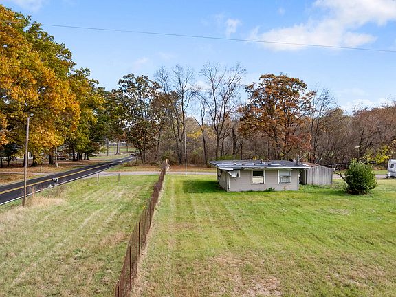 4th image of 6501 Hawkins Rd