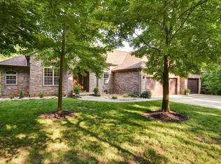 828 N White Tail Ct, Nixa, MO 65714