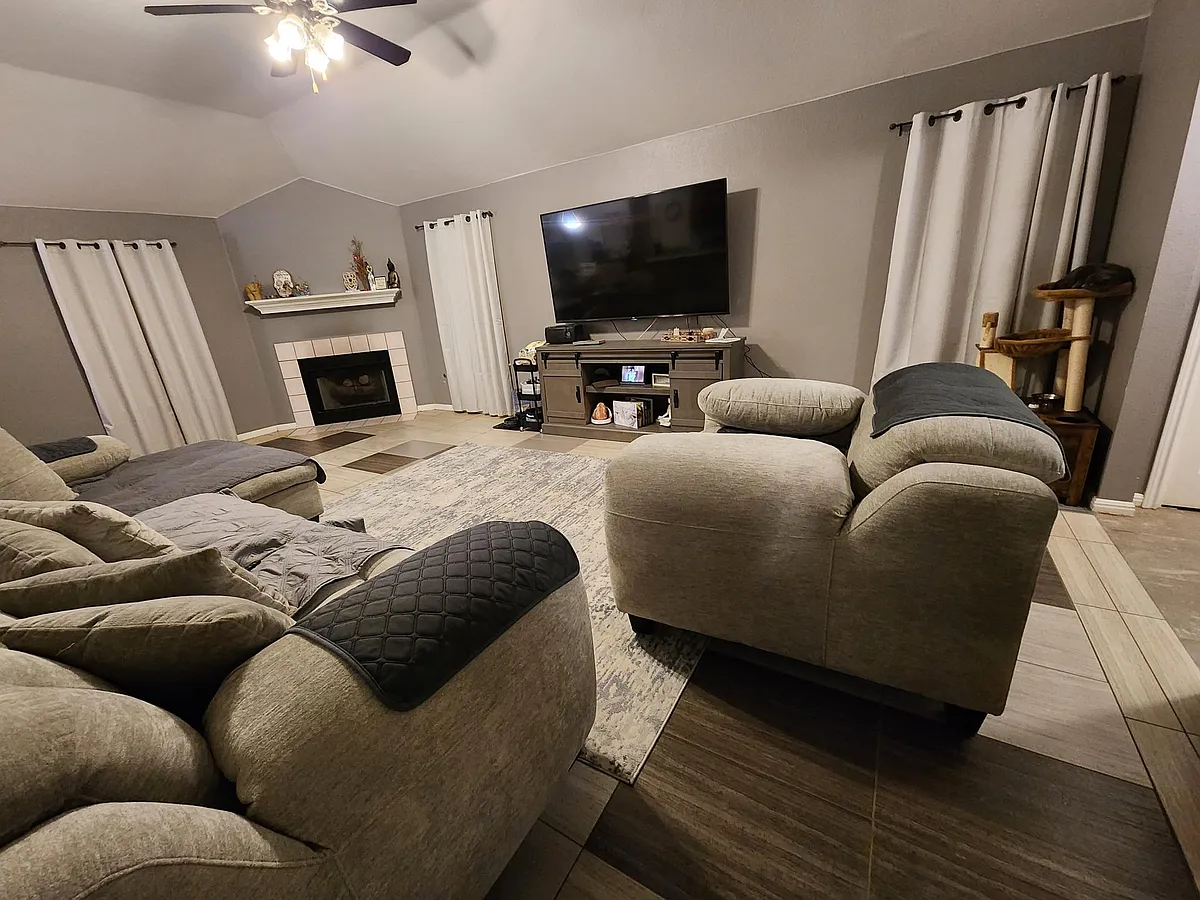 Living Room - 149 Sapphire Lake Dr