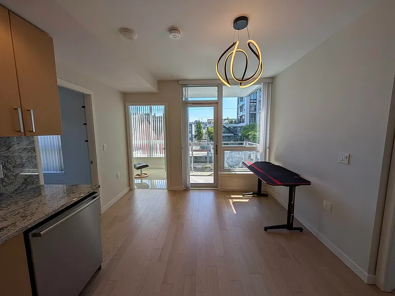 1708 Ontario St #4 — Photo 4