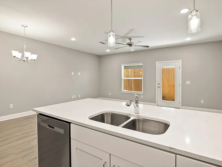 319 Carmel Dr #6-1 — Photo 24