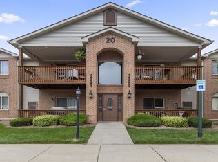 45853 Wildrye Ct, Belleville, MI 48111